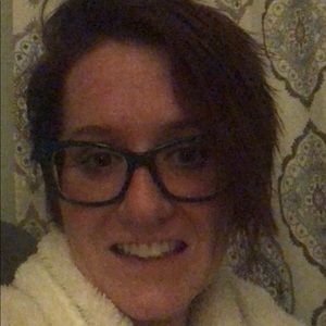 Meet your Posher, Kari